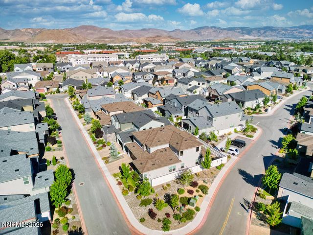 622 Braided Rope Drive, Reno, NV 89511
