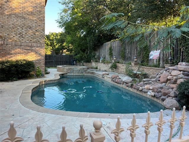 6701 Mt Vernon Court, Arlington, TX 76017