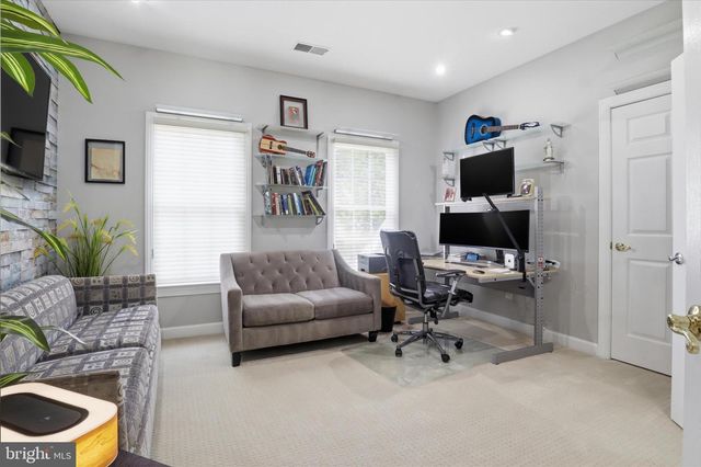 7323 LAUREL CREEK CT, Springfield, VA 22150
