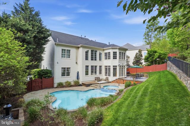 7323 LAUREL CREEK CT, Springfield, VA 22150