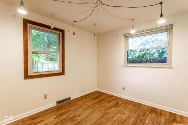 1929 E Us HWY 40, Clayton, IN 46118