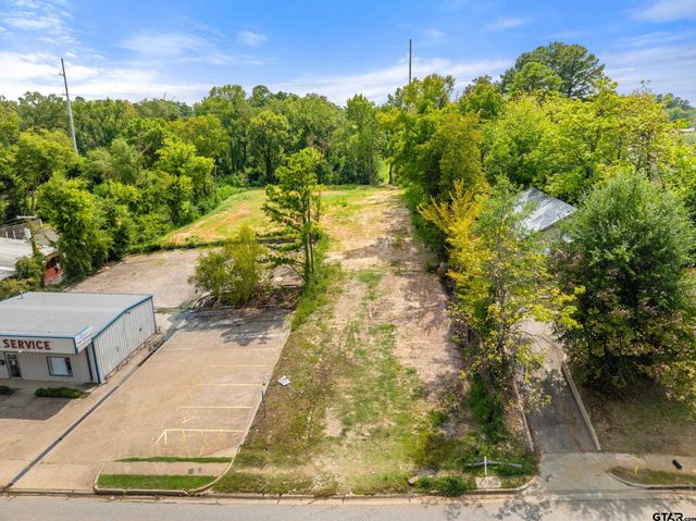 2456 W ERWIN ST, Tyler, TX 75702