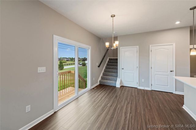 8220 Crescent Cove, Charlestown, IN 47111