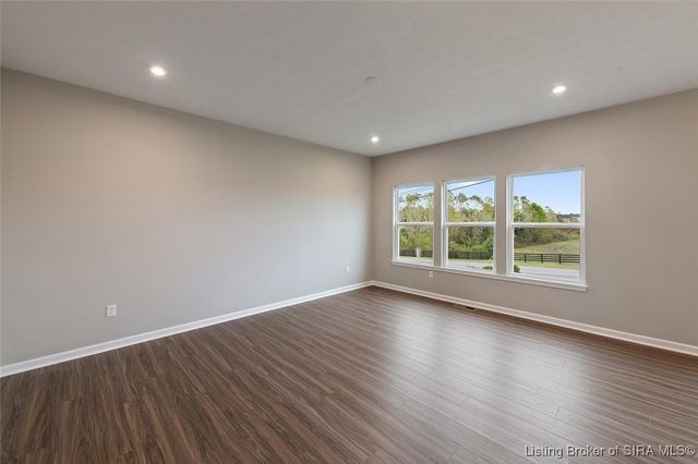 8220 Crescent Cove, Charlestown, IN 47111