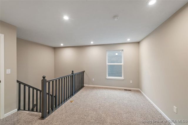 8220 Crescent Cove, Charlestown, IN 47111