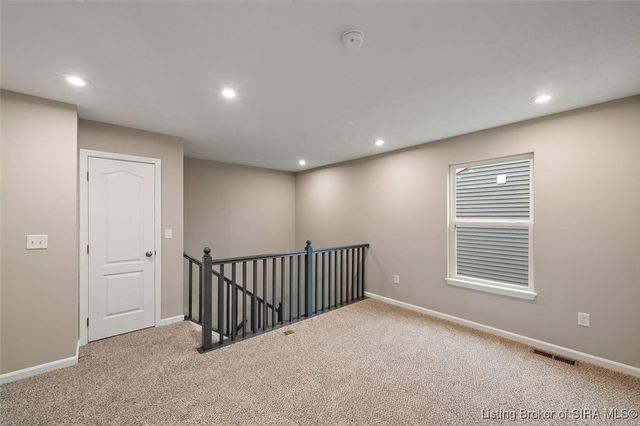 8220 Crescent Cove, Charlestown, IN 47111