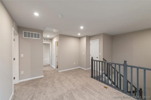 8220 Crescent Cove, Charlestown, IN 47111