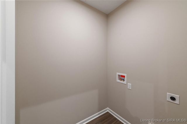 8220 Crescent Cove, Charlestown, IN 47111