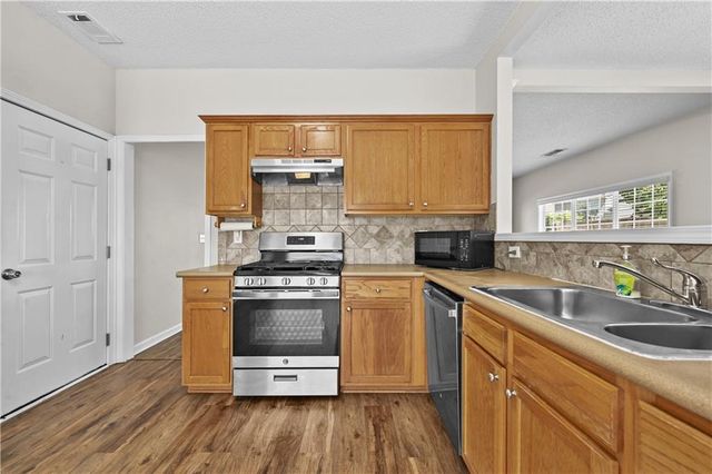 9005 Ruel Lane, Suwanee, GA 30024