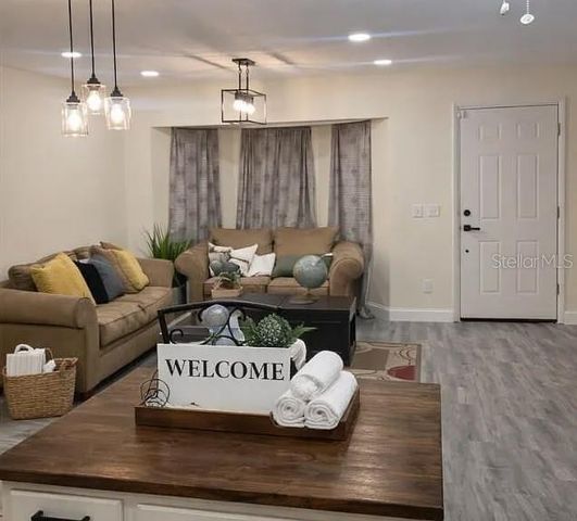 1020 LEE AVENUE NW, Palm Bay, FL 32907