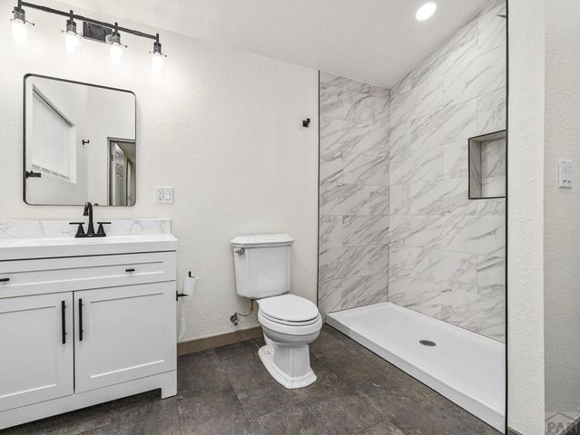 923 E 7th St, Pueblo, CO 81001