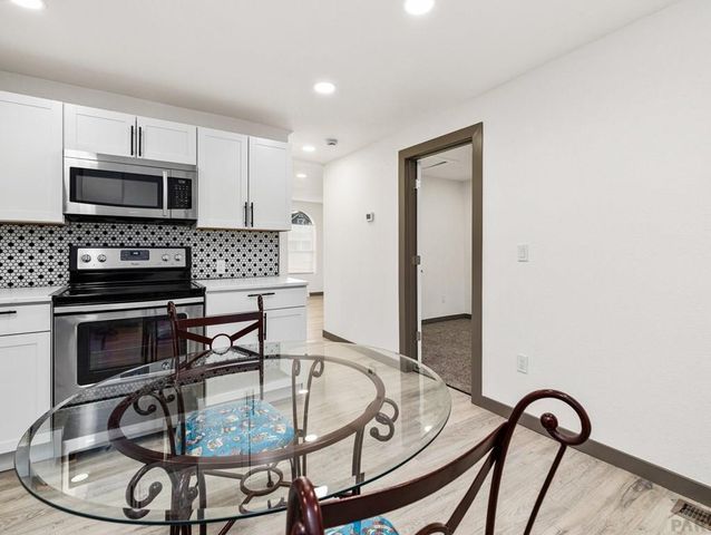 923 E 7th St, Pueblo, CO 81001