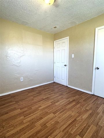 4724 SW K Cir, Lawton, OK 73505