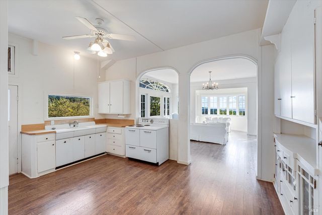 3200 Castle Rd, Sonoma, CA 95476