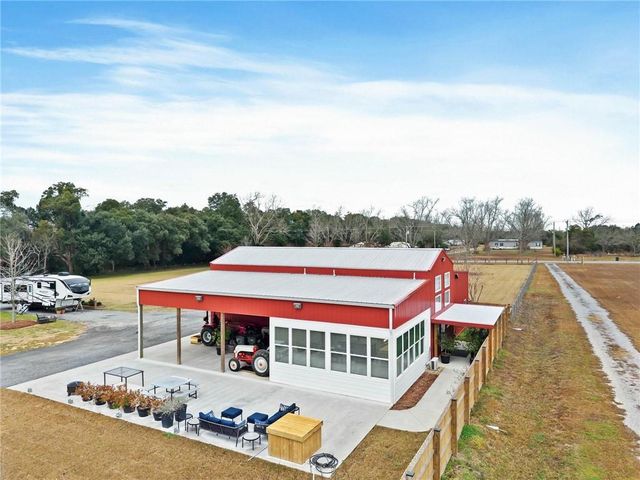 16014 County Road 26 Road, Foley, AL 36535