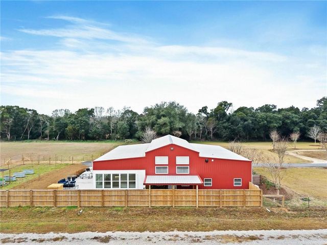 16014 County Road 26 Road, Foley, AL 36535
