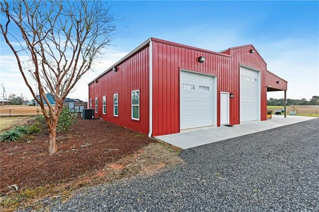 16014 County Road 26 Road, Foley, AL 36535