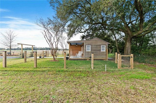 16014 County Road 26 Road, Foley, AL 36535