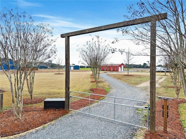 16014 County Road 26 Road, Foley, AL 36535