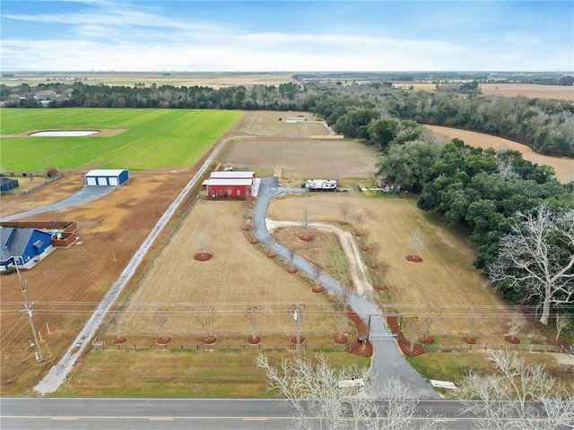 16014 County Road 26 Road, Foley, AL 36535