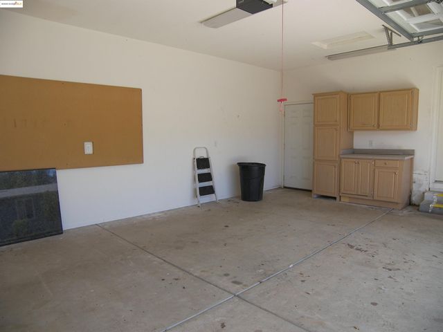 22877 E Parkwood Dr., Groveland, CA 95321