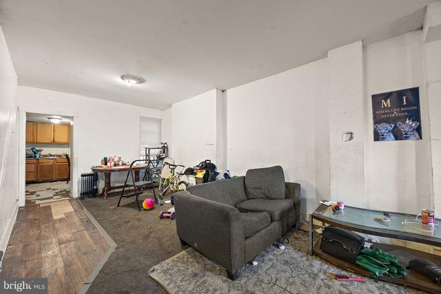 715 E 10TH ST, Wilmington, DE 19801