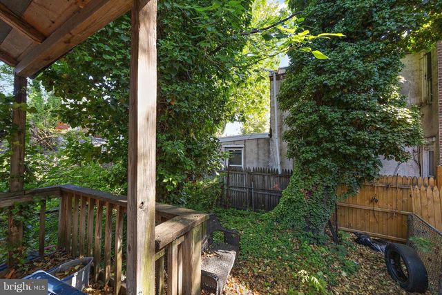 715 E 10TH ST, Wilmington, DE 19801