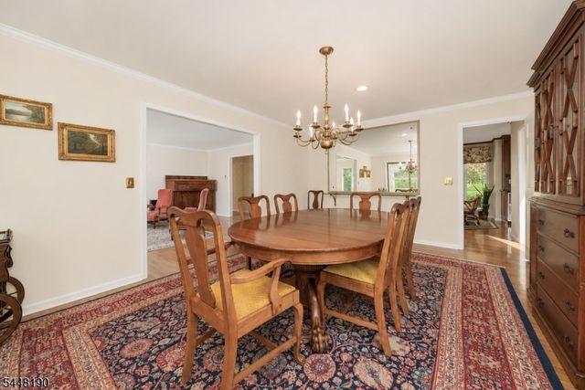 8 Woods Ln, Chatham Boro, NJ 07928