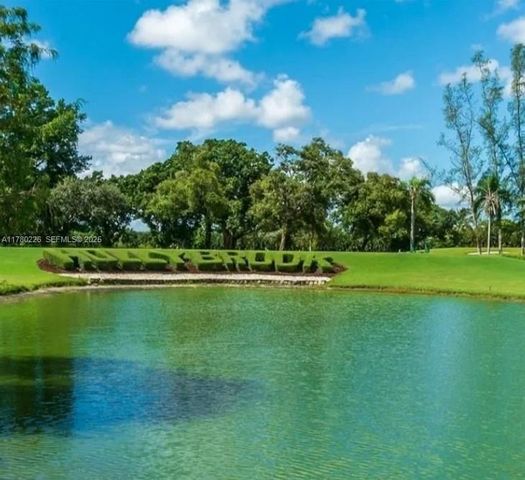 691 S Hollybrook Drive 104, Pembroke Pines, FL 33025