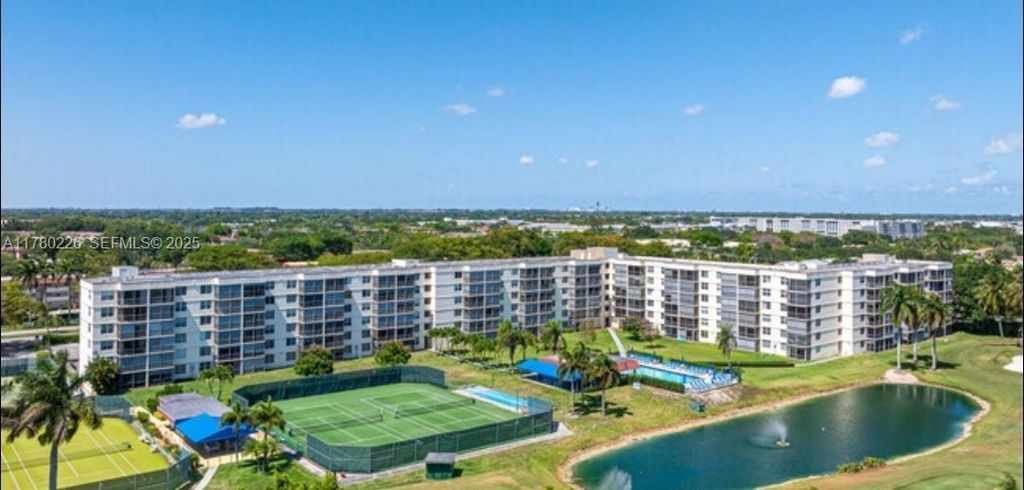 691 S Hollybrook Drive 104, Pembroke Pines, FL 33025