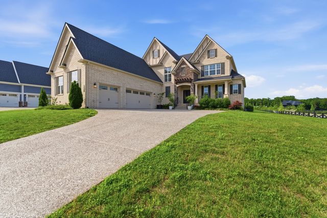 2186 Broadway St, Nolensville, TN 37135