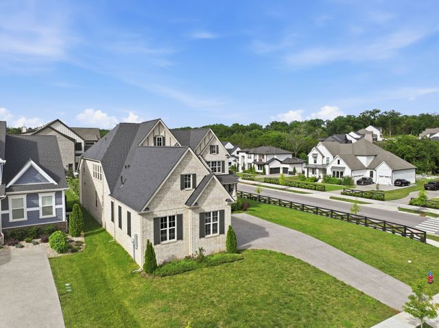 2186 Broadway St, Nolensville, TN 37135