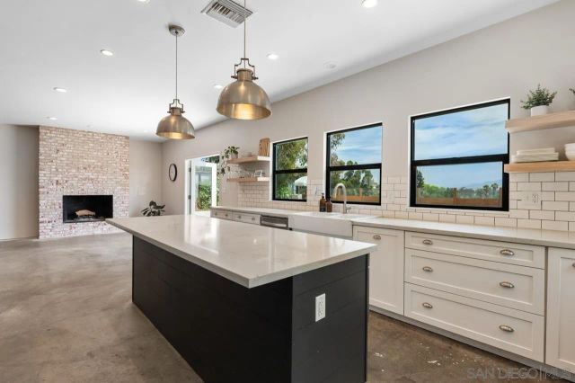 3455 Willow, Bonita, CA 91902