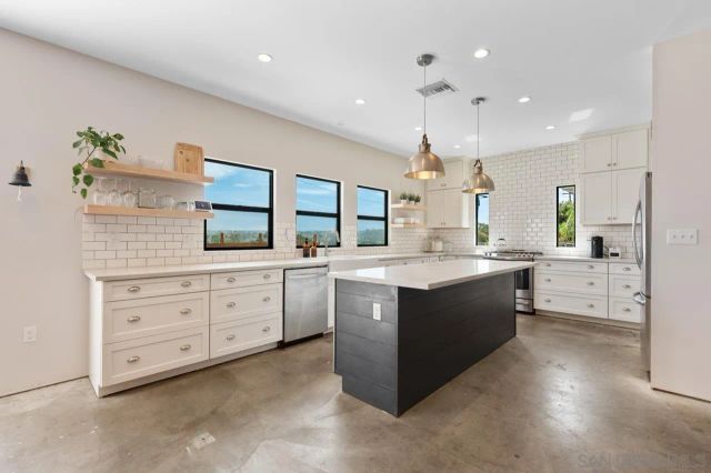 3455 Willow, Bonita, CA 91902