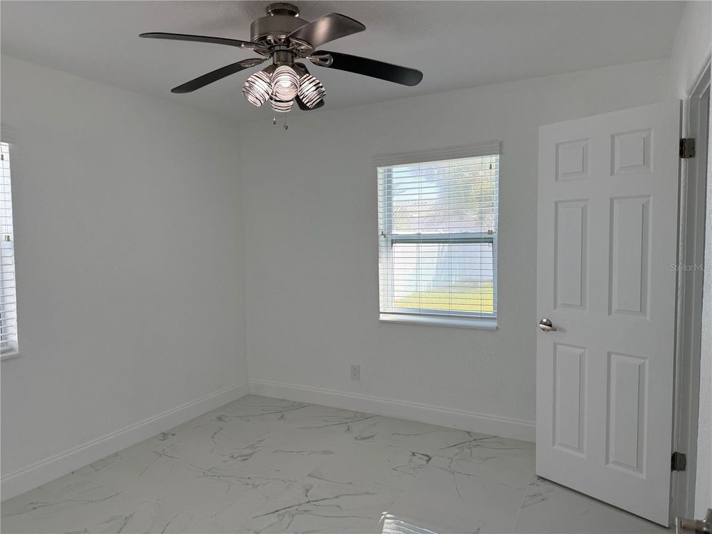 Image 7 of property listing at 450 82ND AVENUE, St Pete Beach, FL 33706