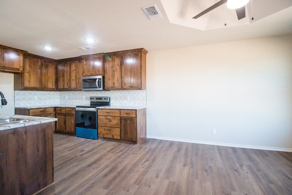 Image 14 of property listing at 5405 Coral Way, San Angelo, TX 76904