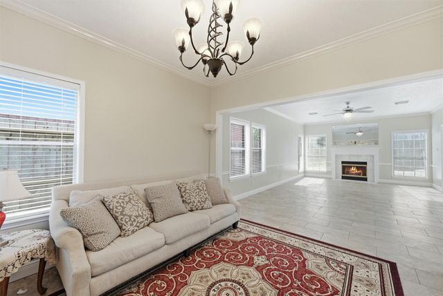 5602 Society Ln, Houston, TX 77084