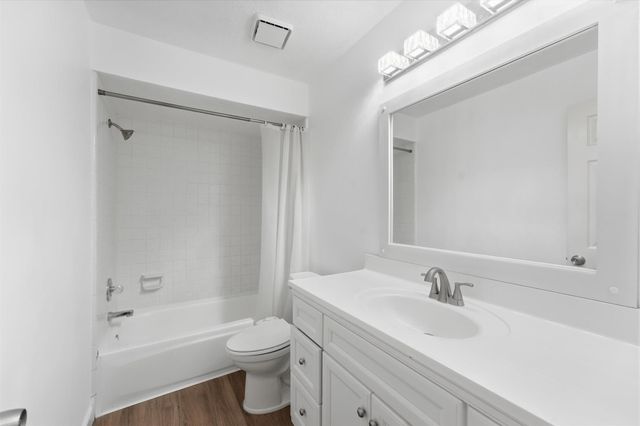 5602 Society Ln, Houston, TX 77084