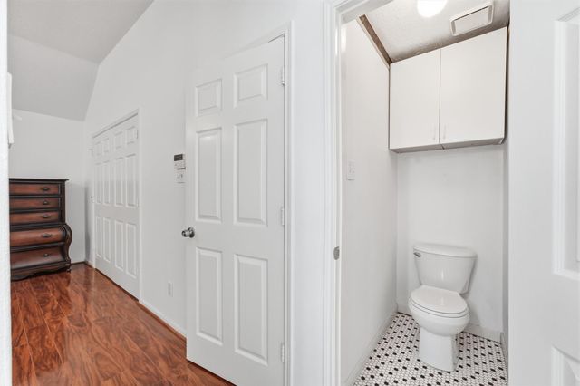 5602 Society Ln, Houston, TX 77084