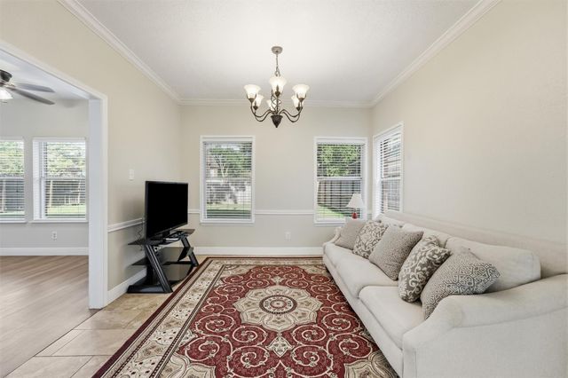 5602 Society Ln, Houston, TX 77084