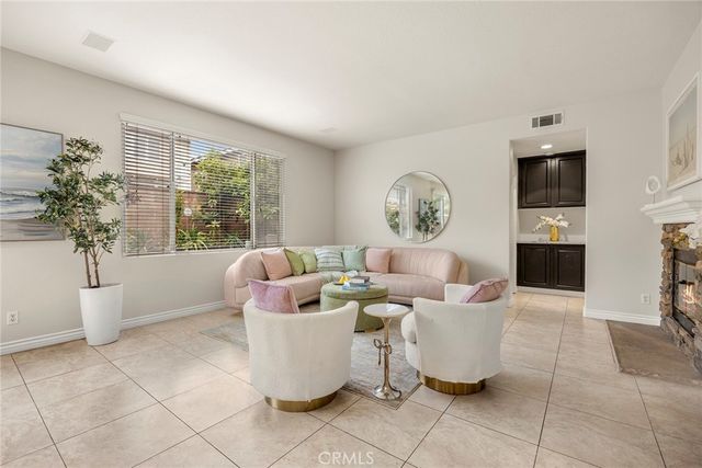 636 S Halliday, Anaheim, CA 92804