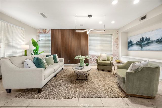 636 S Halliday, Anaheim, CA 92804