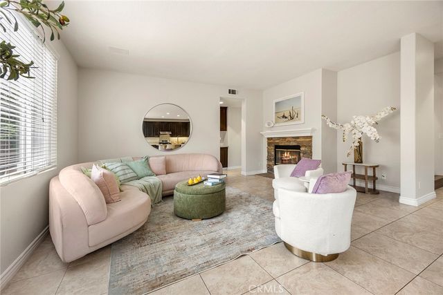 636 S Halliday, Anaheim, CA 92804