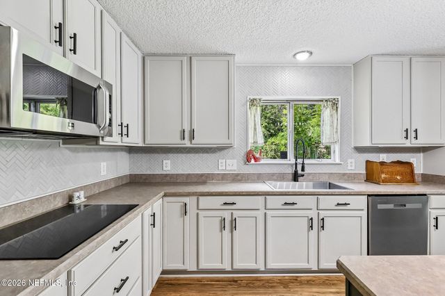 12450 HEATHGATE Court, Jacksonville, FL 32225