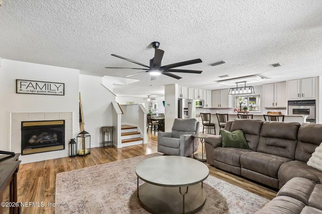 12450 HEATHGATE Court, Jacksonville, FL 32225