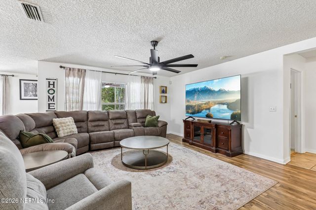 12450 HEATHGATE Court, Jacksonville, FL 32225