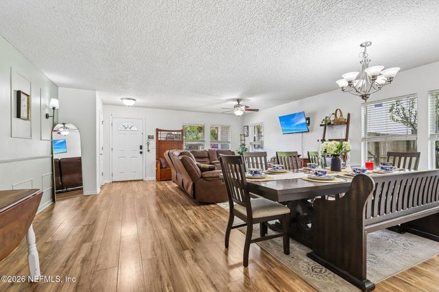12450 HEATHGATE Court, Jacksonville, FL 32225
