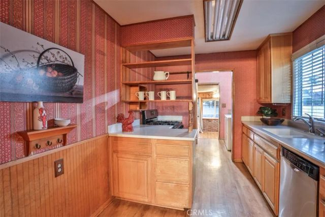 368 Geneva Avenue, Claremont, CA 91711