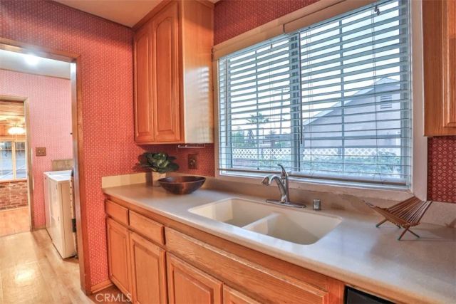 368 Geneva Avenue, Claremont, CA 91711