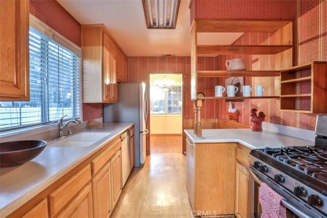 368 Geneva Avenue, Claremont, CA 91711